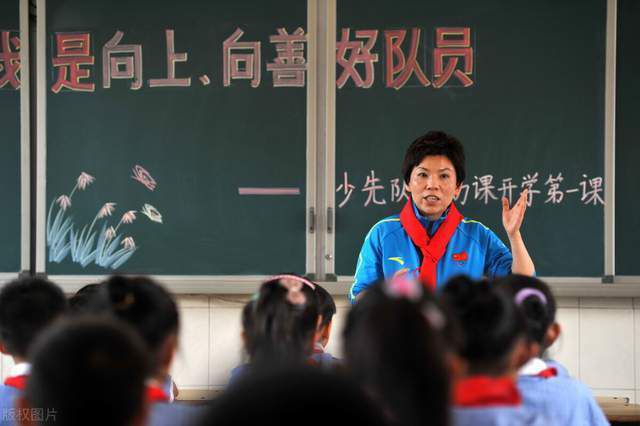 泰国国脚当达无缘亚洲杯泰超球队巴吞联今日官方宣布，队内泰国国脚前锋当达因伤将缺席亚洲杯。